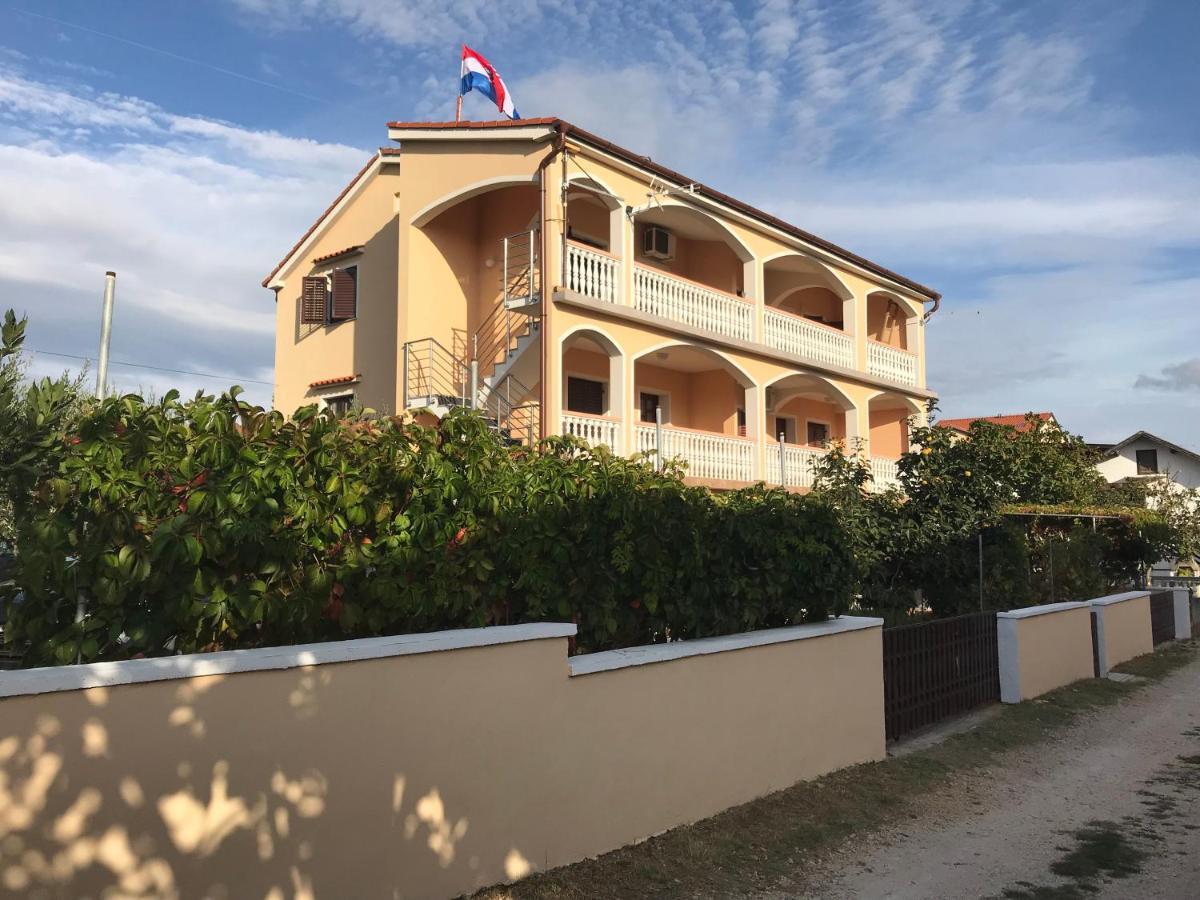 Apartmani Lavanda Vrsi Zewnętrze zdjęcie